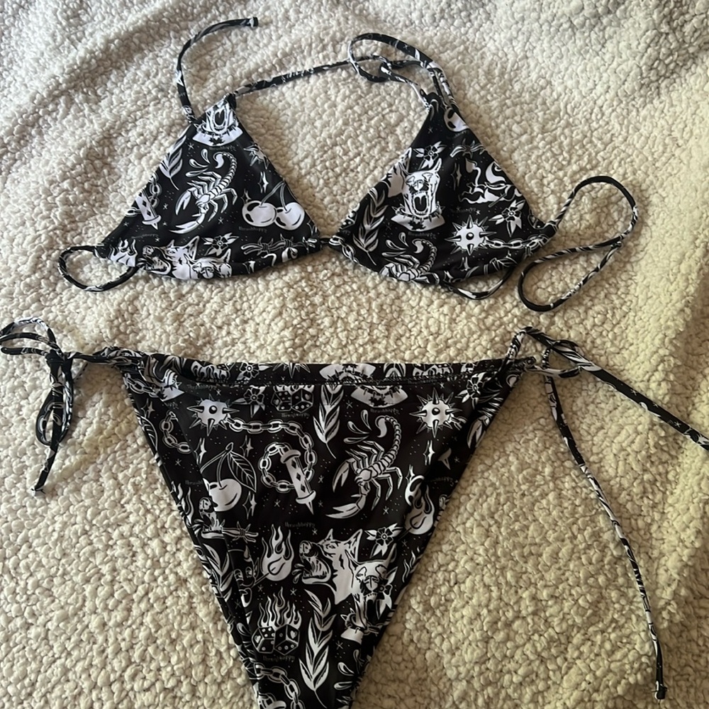 Thrash Happy Bikini
